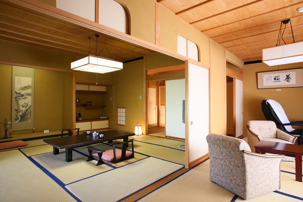 Hotel Senjukaku Yamanouchi  Exterior foto