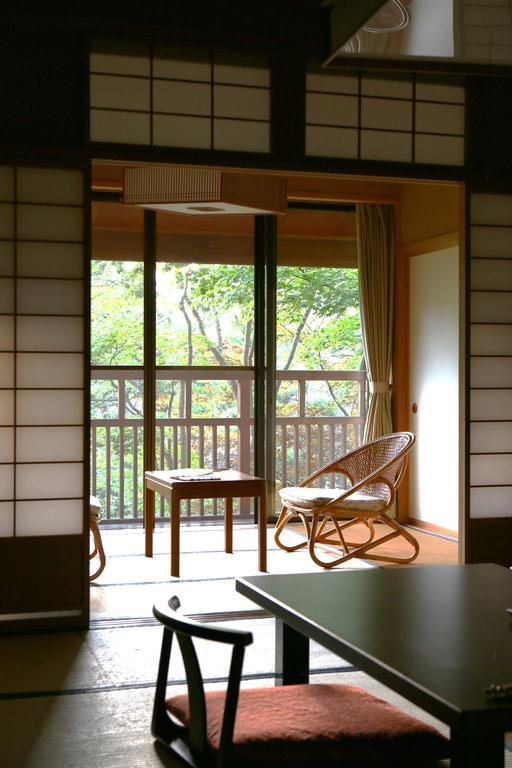 Hotel Senjukaku Yamanouchi  Habitación foto