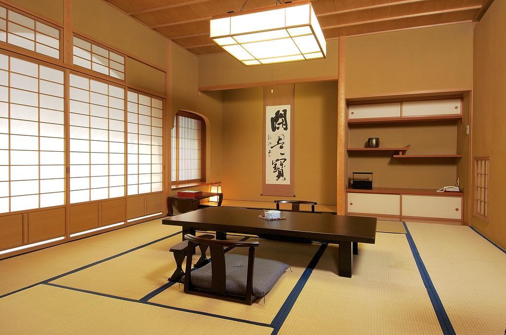 Hotel Senjukaku Yamanouchi  Habitación foto